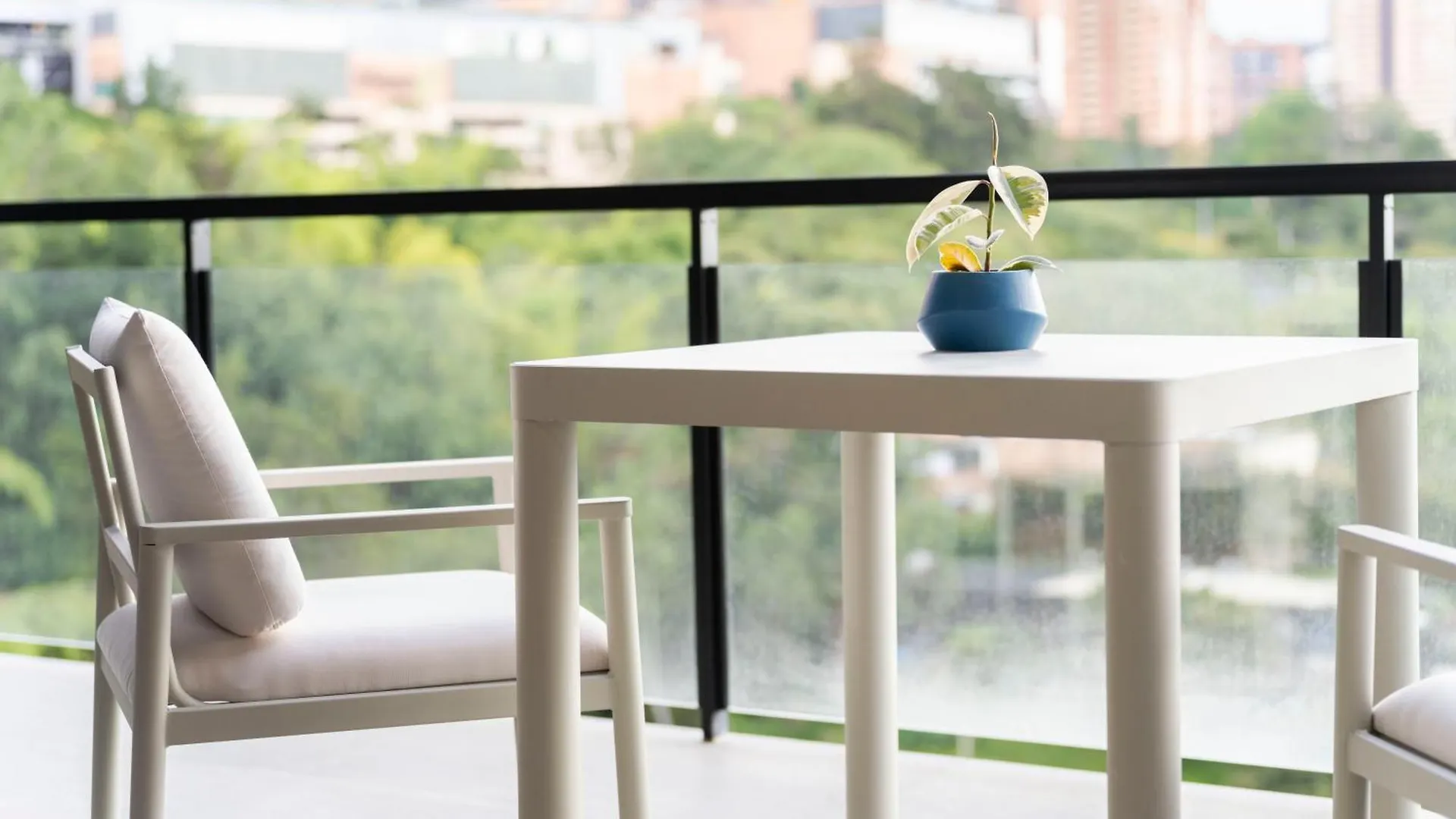 Kiin Living- 