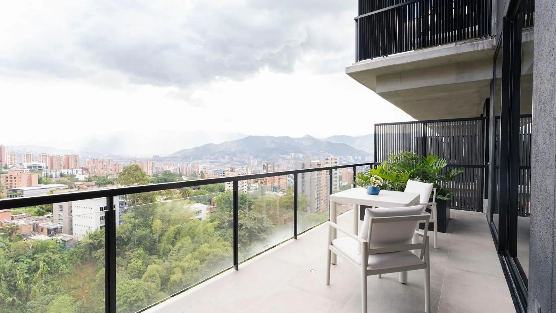 Kiin Living- 