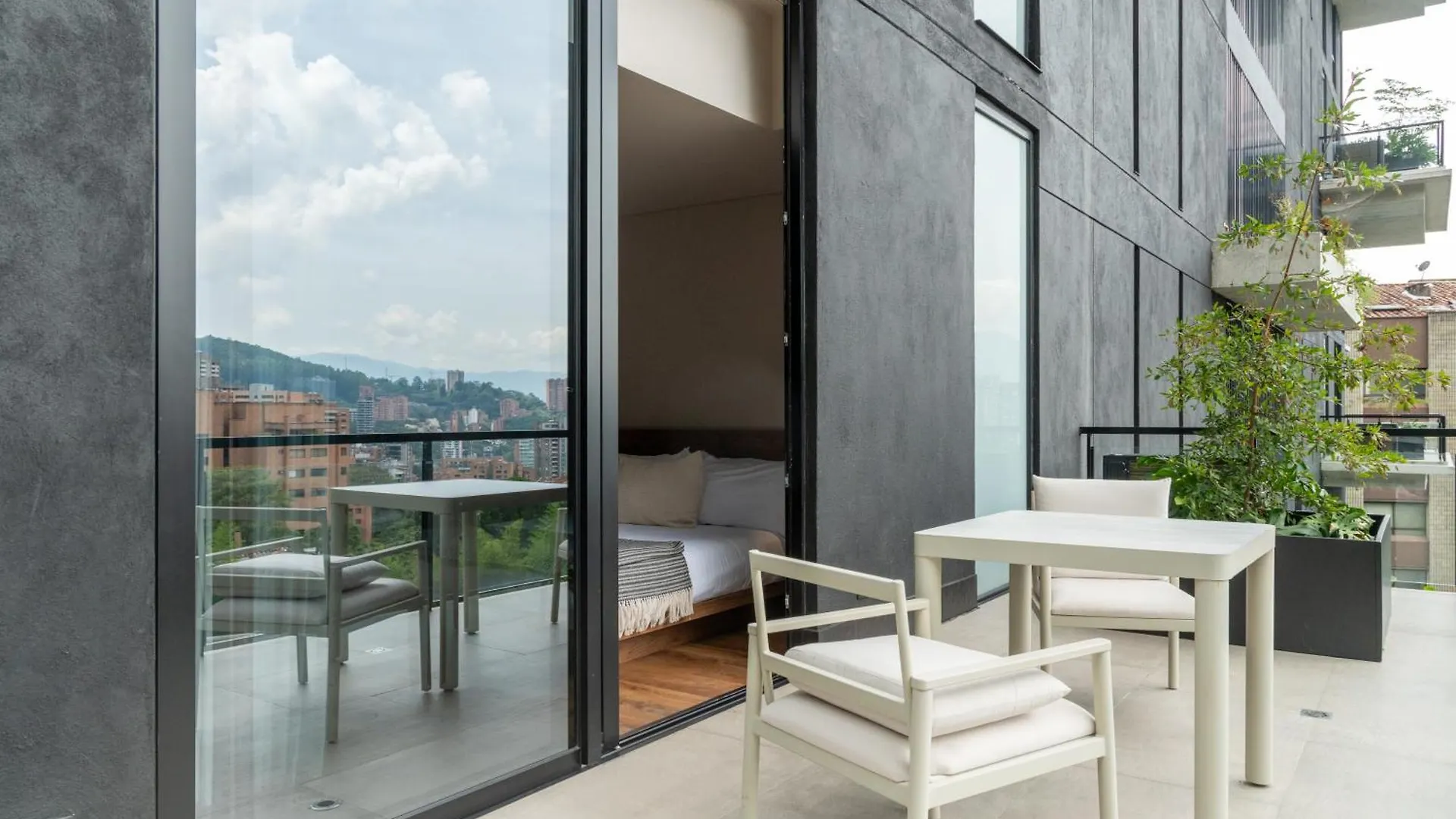 Kiin Living- 